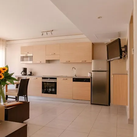 新城堡公寓 公寓式酒店 4*