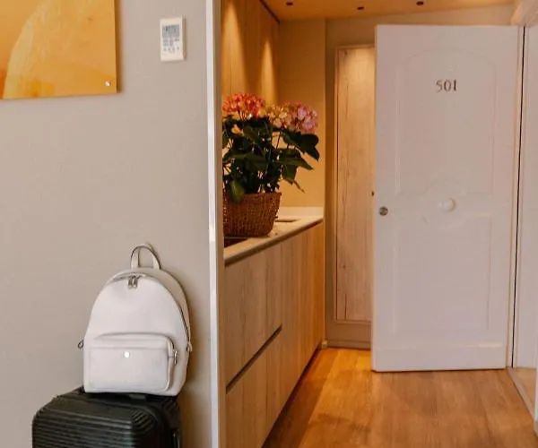 Aparthotel Chateauneuf 4*