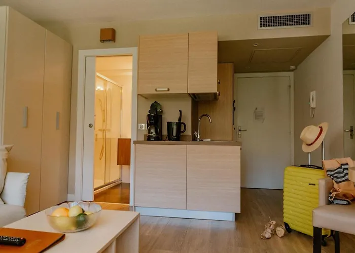 Aparthotel Chateauneuf