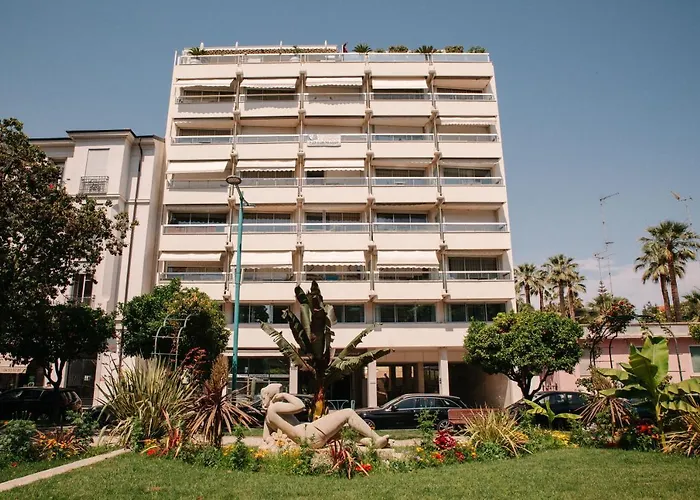 Aparthotel Chateauneuf