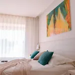 Chateauneuf Apartmanhotel Menton