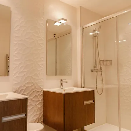 Chateauneuf Апарт-готель