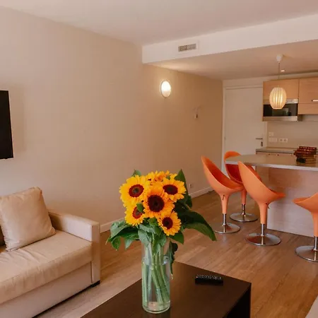 Appart hôtel Résidence Châteauneuf 4*