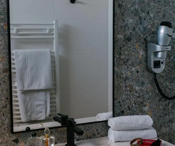 Chateauneuf Μεντόν